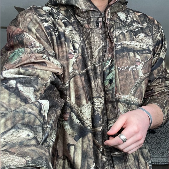 Columbia Camouflage Rain Jacket - Picture 5 of 8